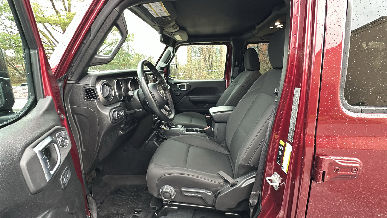 Used 2022 Jeep Wrangler Unlimited Sport image 14