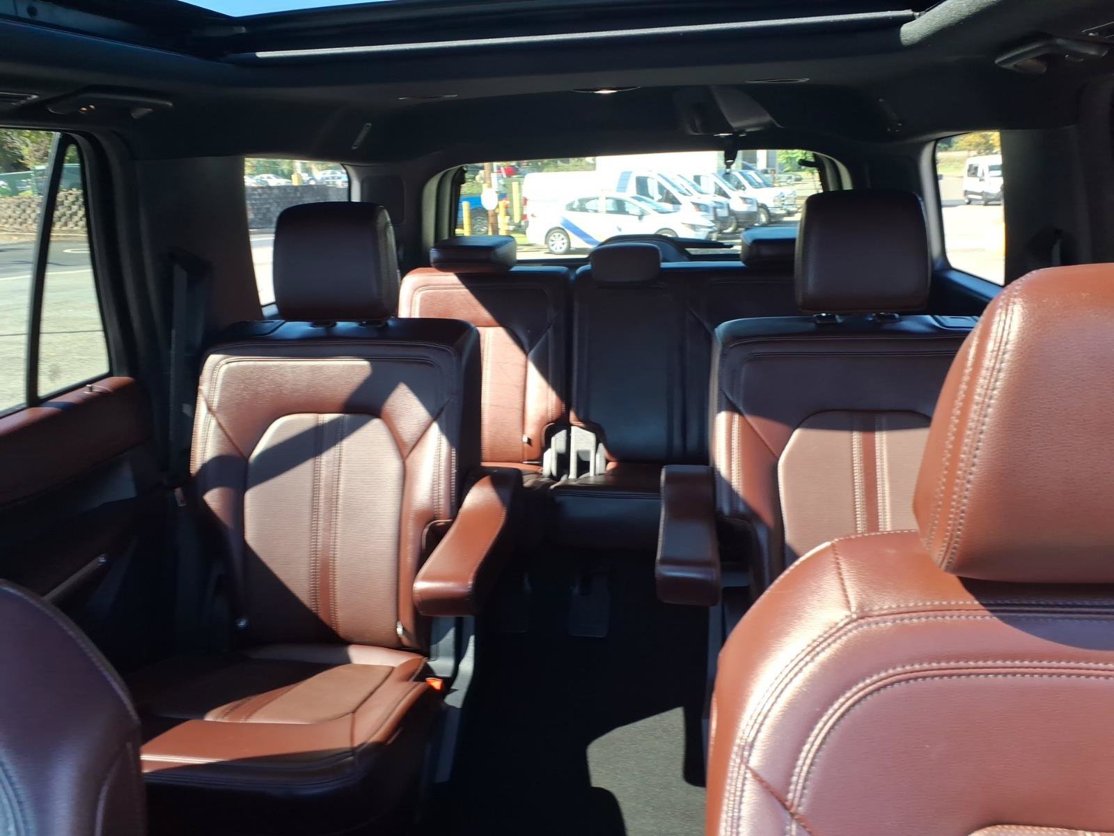 Used 2024 Ford Expedition Limited AWD/4WD image 24