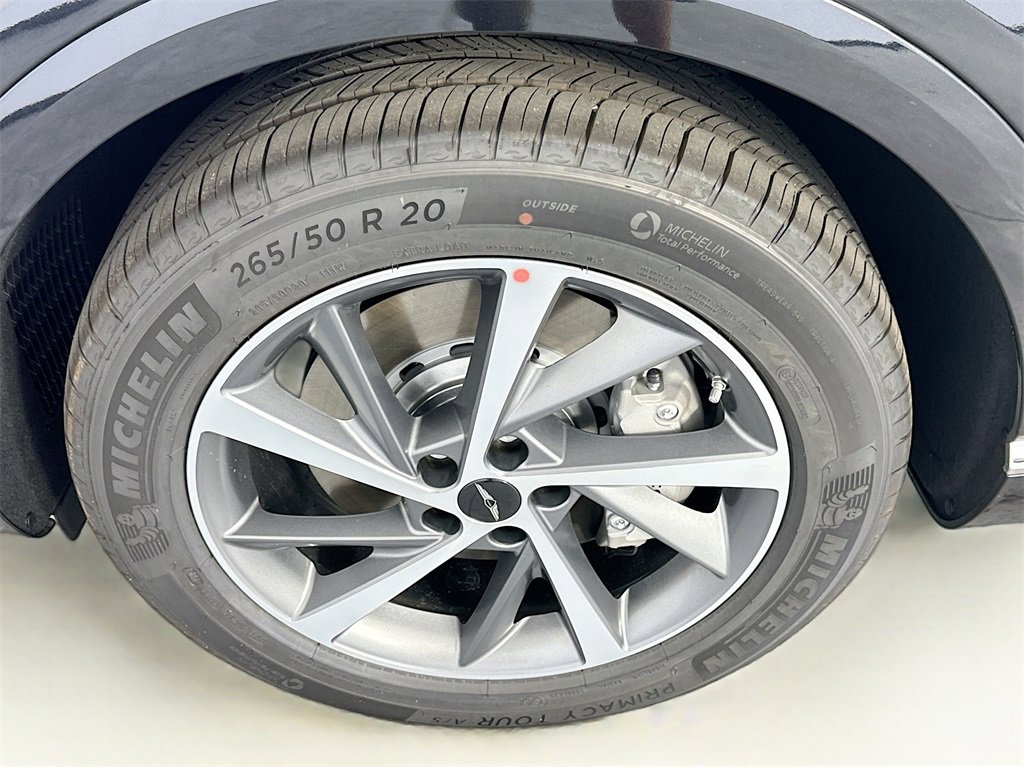 Certified 2025 Genesis GV80 2.5T Advanced image 32