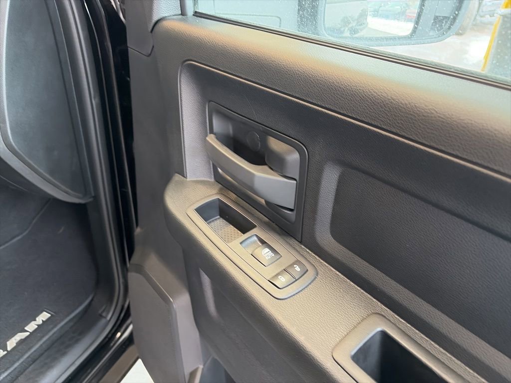 Used 2024 RAM 3500 Tradesman w/ Towing Technology Group image 27