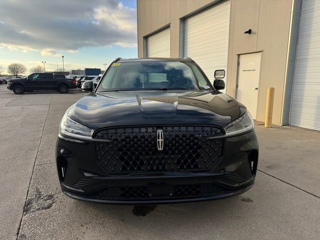 New 2026 Lincoln Aviator Reserve w/ Jet Appearance Package image 2