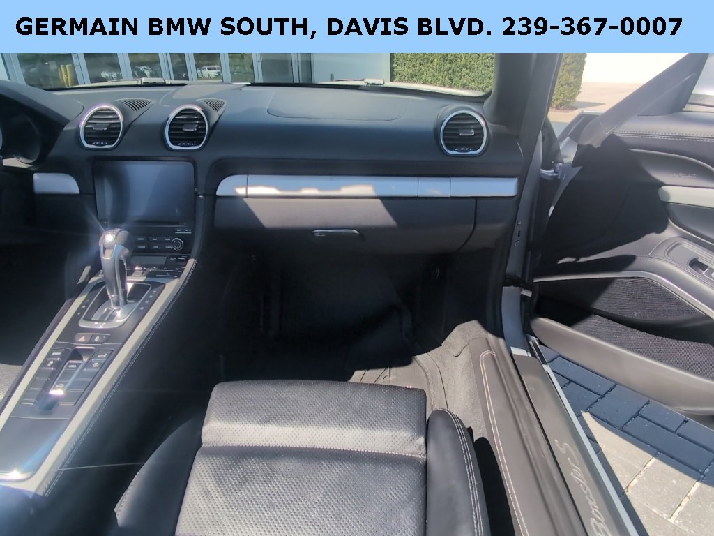 Used 2017 Porsche 718 Boxster S image 11