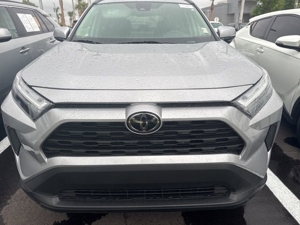 Used 2025 Toyota RAV4 XLE image 2