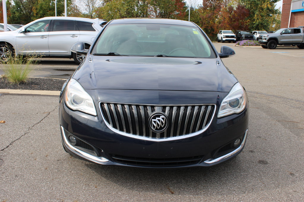 Used 2015 Buick Regal Premium w/ Experience Buick Package FWD image 6