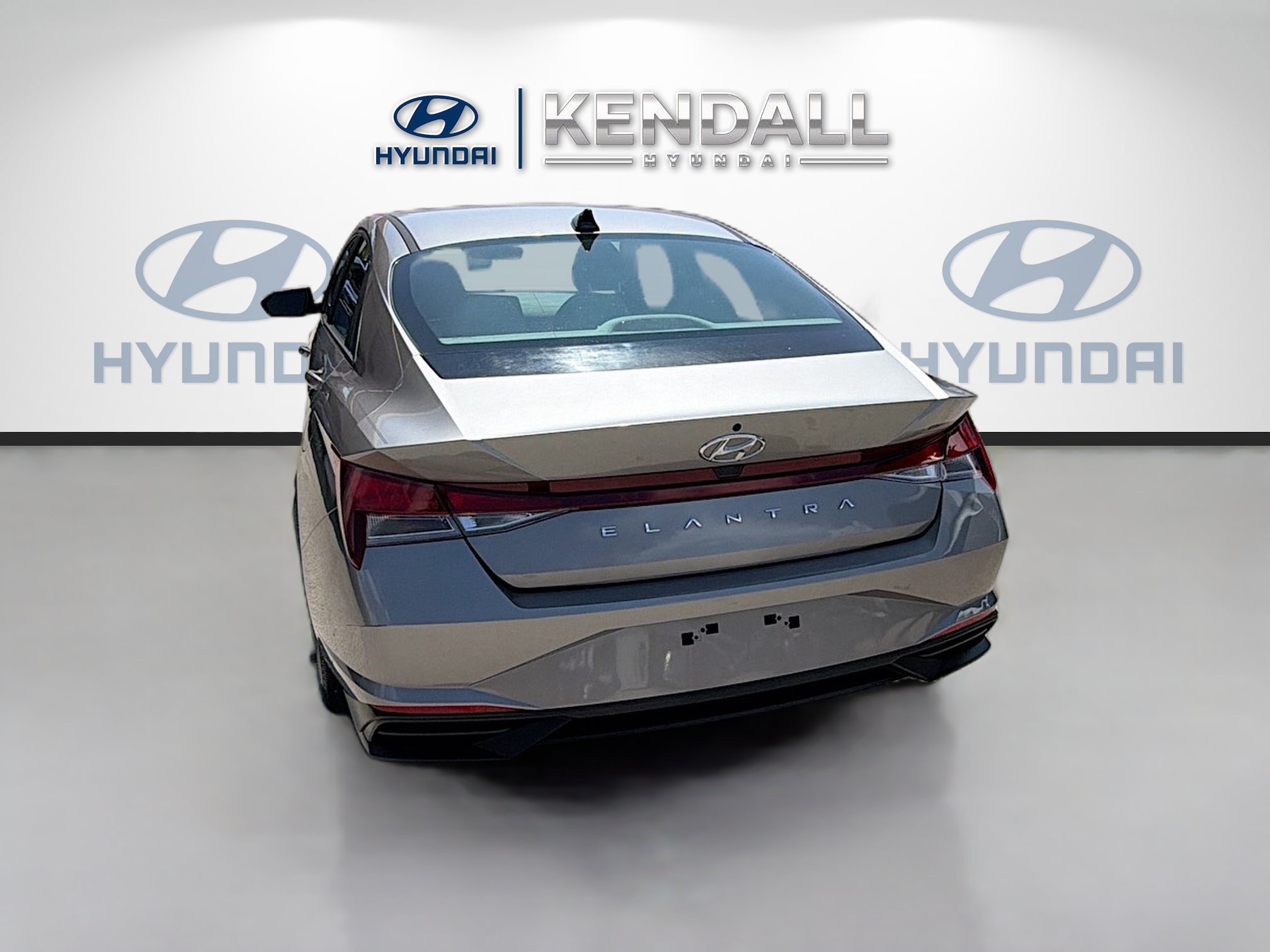 Used 2023 Hyundai Elantra SE w/ Cargo Package FWD image 23