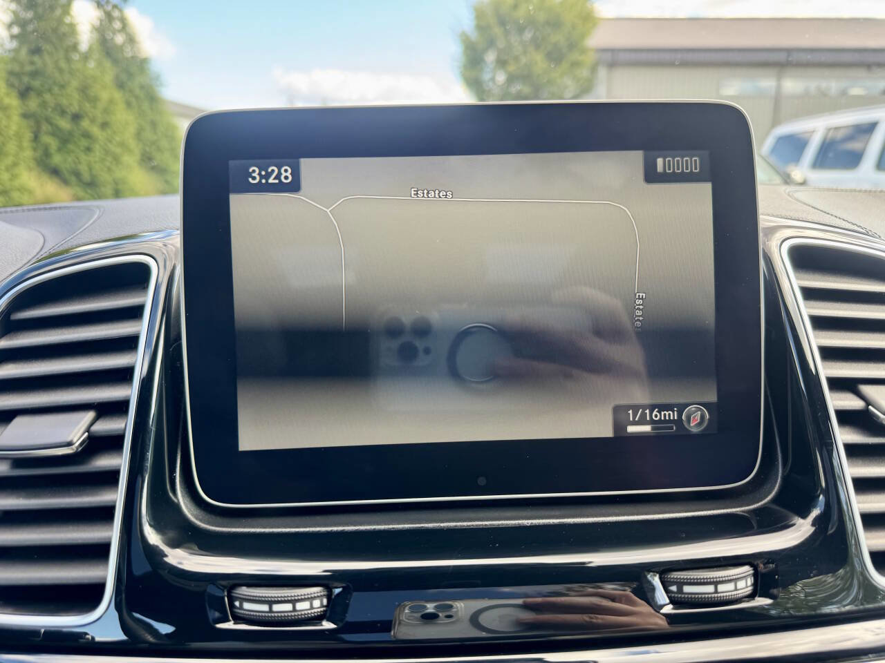 Used 2018 Mercedes-Benz GLS 450 4MATIC image 25