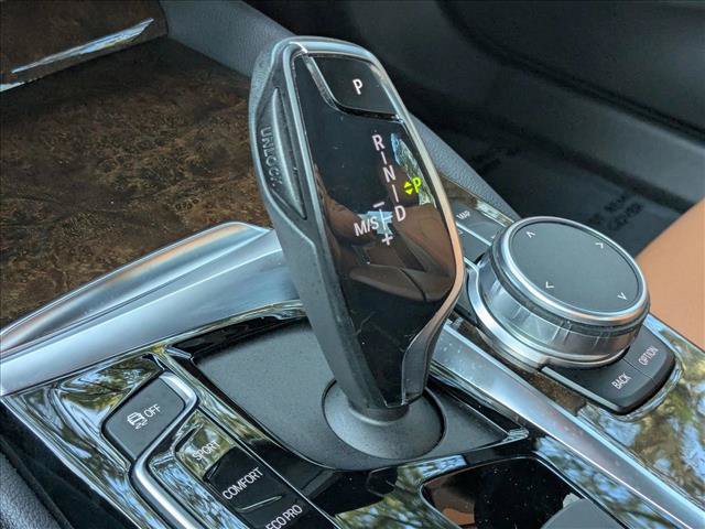 Used 2019 BMW 540i w/ Convenience Package RWD image 12