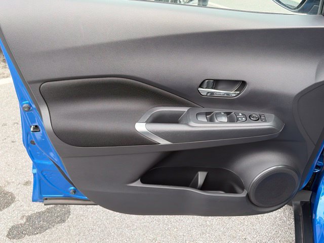 Used 2021 Nissan Kicks SV FWD image 11