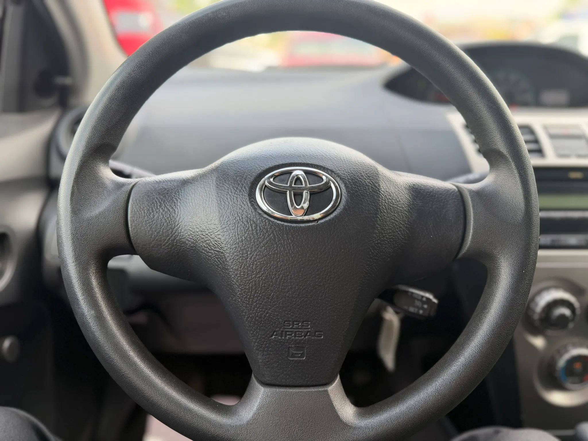 Used 2011 Toyota Yaris Sedan w/ Convenience Pkg FWD image 22