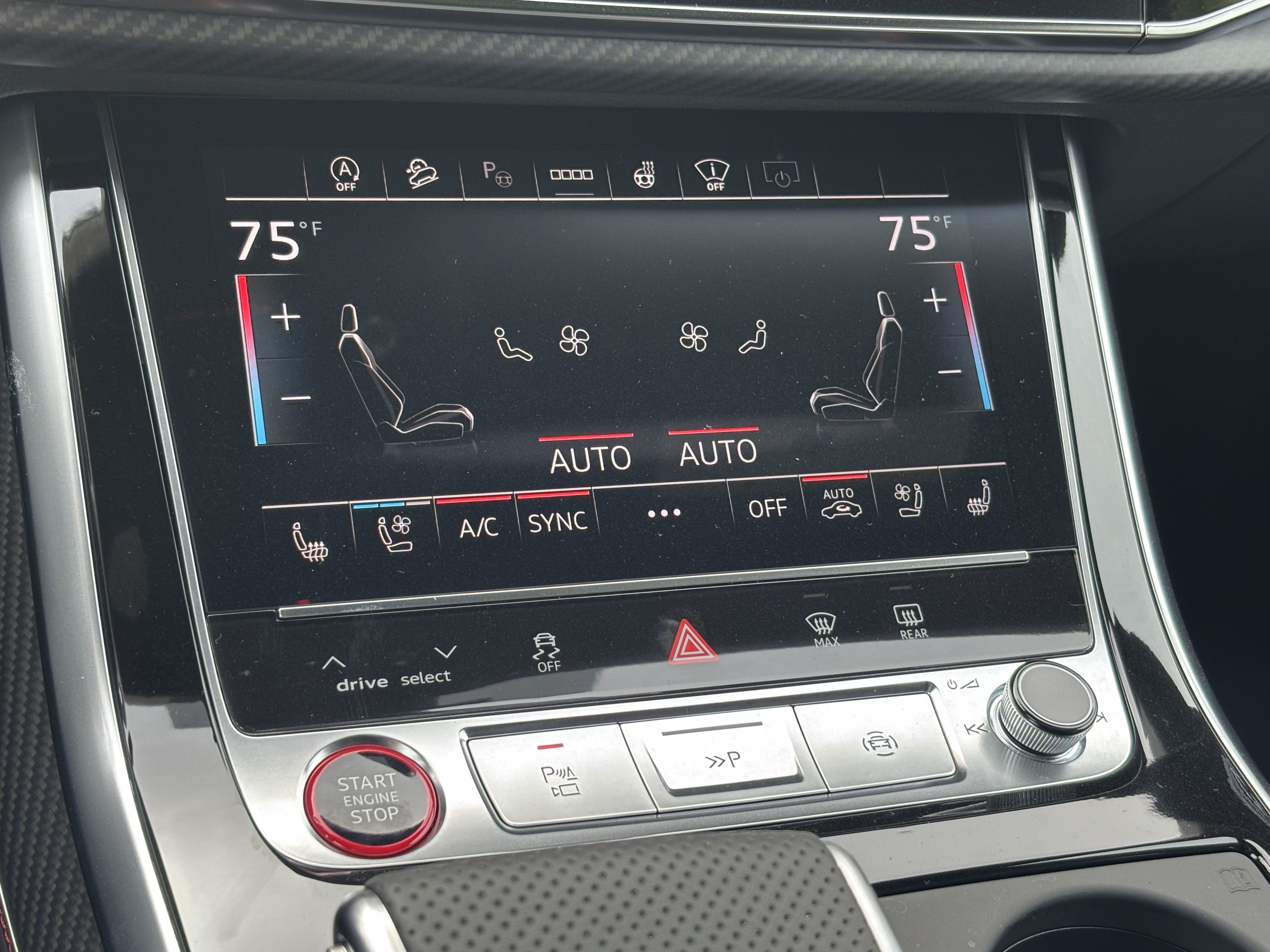 Certified 2026 Audi RS Q8 performance AWD/4WD image 31