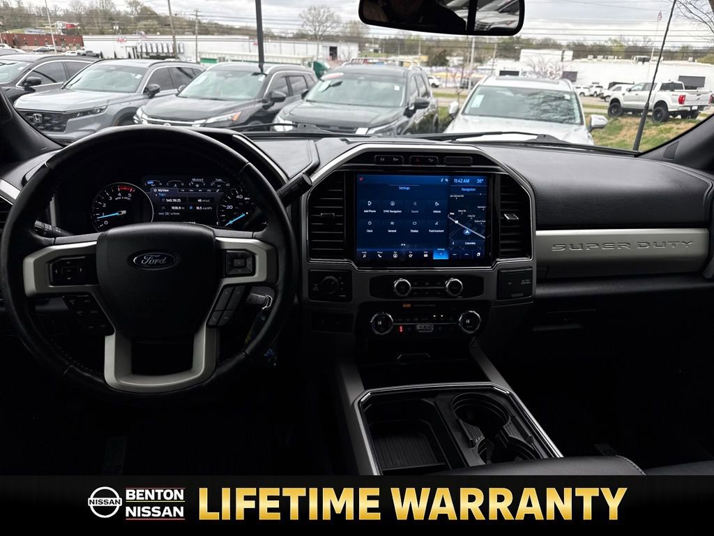 Used 2022 Ford F250 Lariat w/ Black Appearance Package image 14