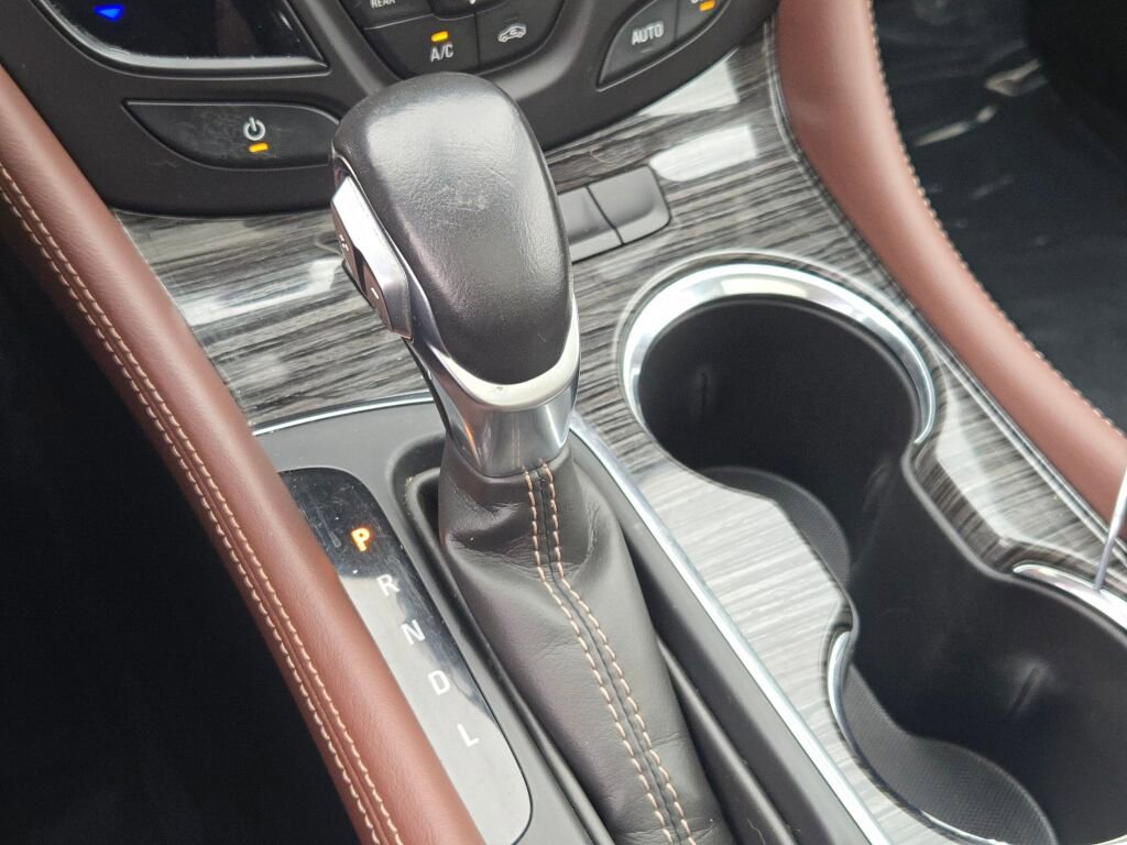 Used 2017 Buick Envision Essence image 33