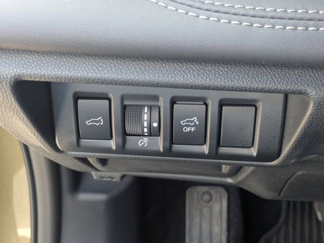 Used 2023 Subaru Outback Touring XT image 16
