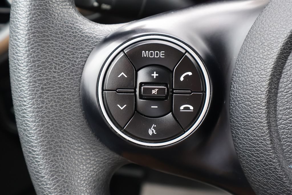 Used 2021 Kia Soul S FWD image 7