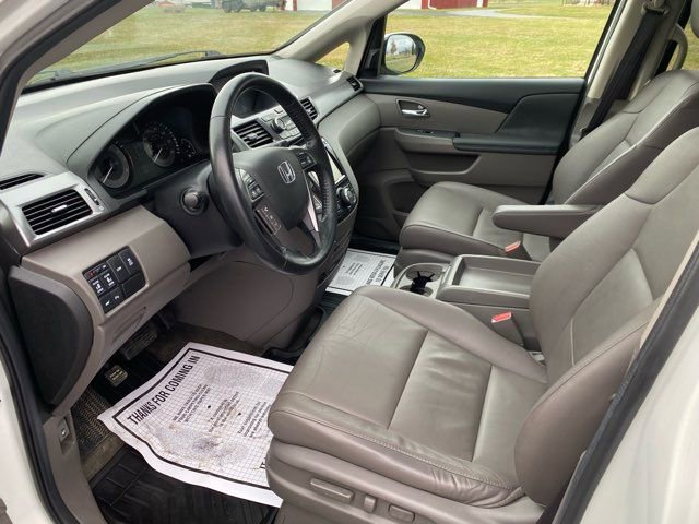 Used 2014 Honda Odyssey Touring Elite image 9
