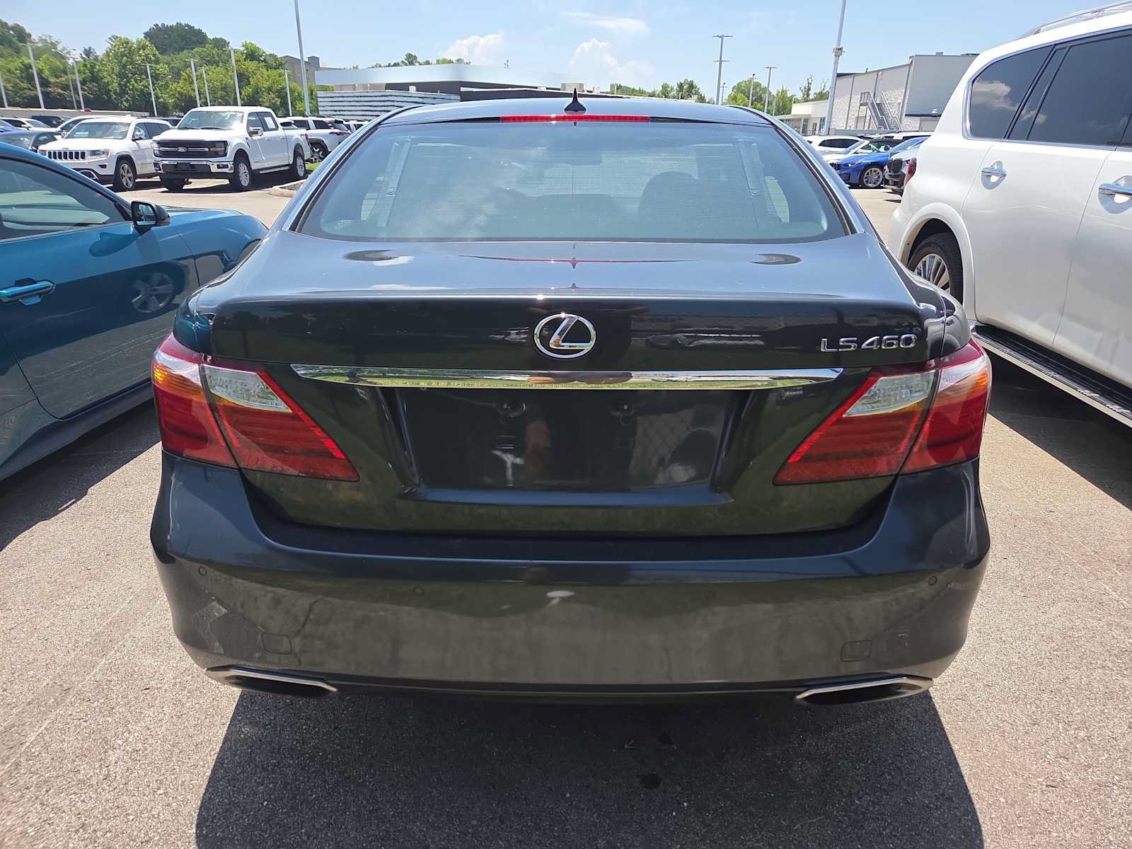 Used 2011 Lexus LS 460 w/ Luxury Value Edition RWD image 6