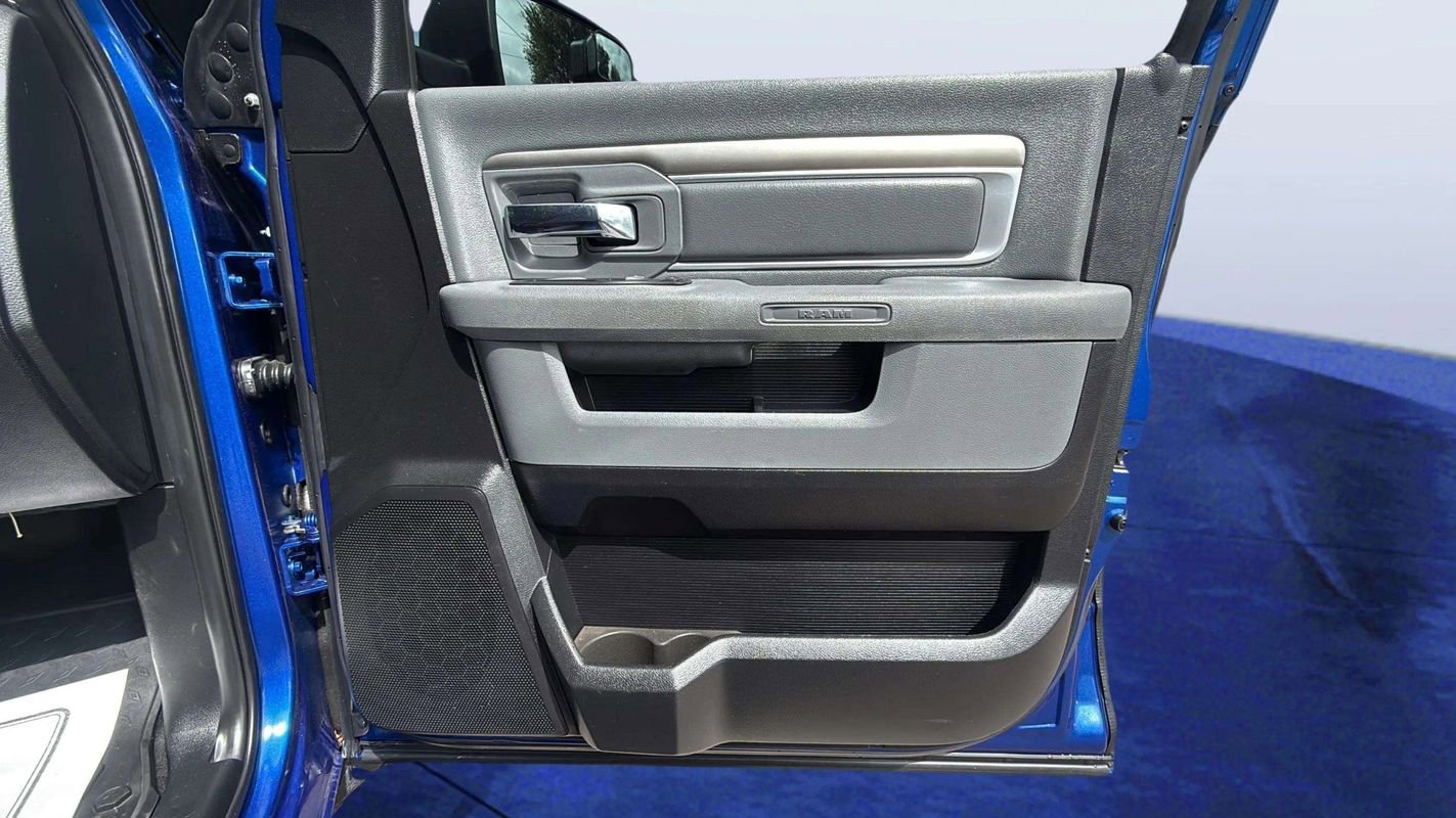 Used 2015 RAM 1500 Big Horn RWD image 19