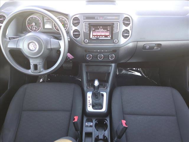 Used 2017 Volkswagen Tiguan Limited w/ Alloy Wheels Package image 16