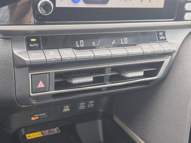 Certified 2025 Toyota Camry LE FWD image 18