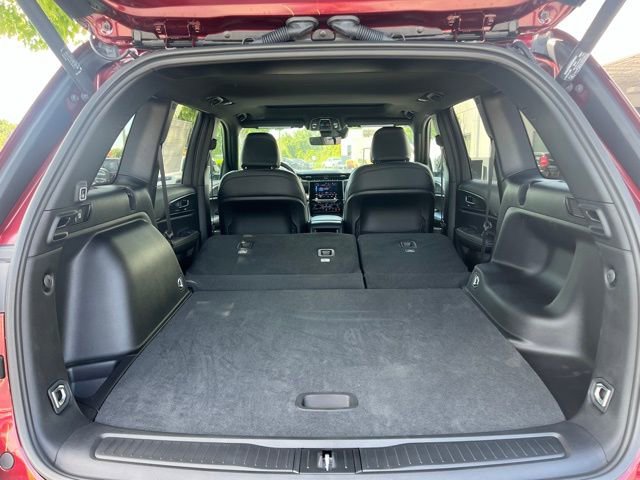 New 2025 Jeep Grand Cherokee Altitude AWD/4WD image 27