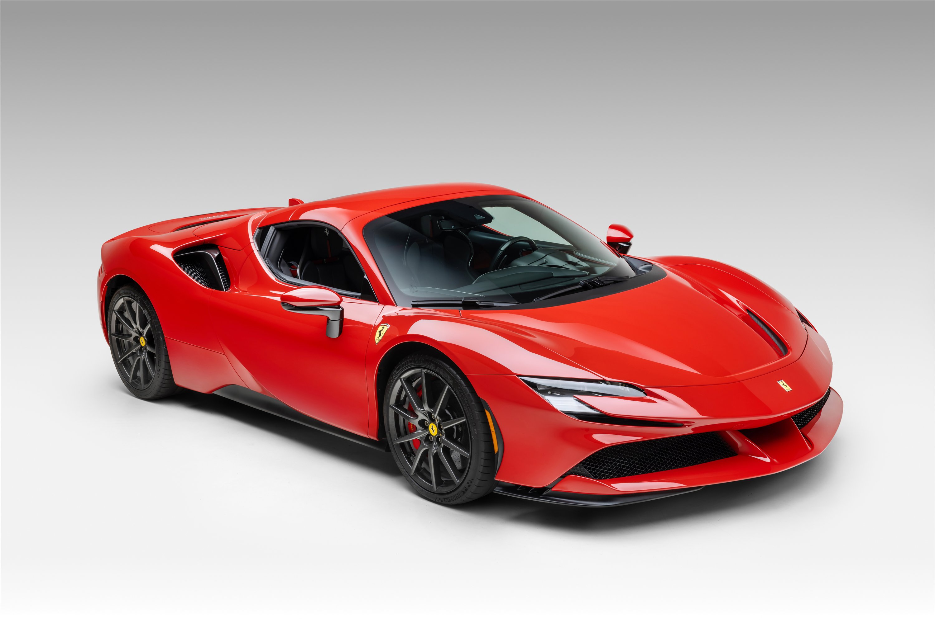 Certified 2022 Ferrari SF90 Spider image 9
