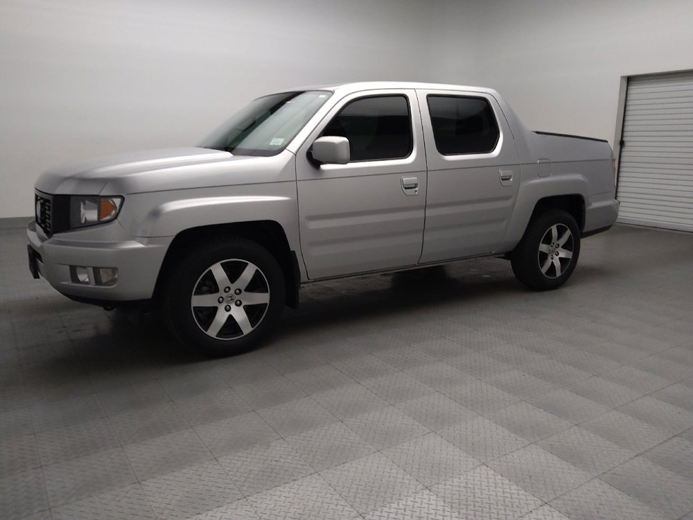 Used 2014 Honda Ridgeline SE image 2
