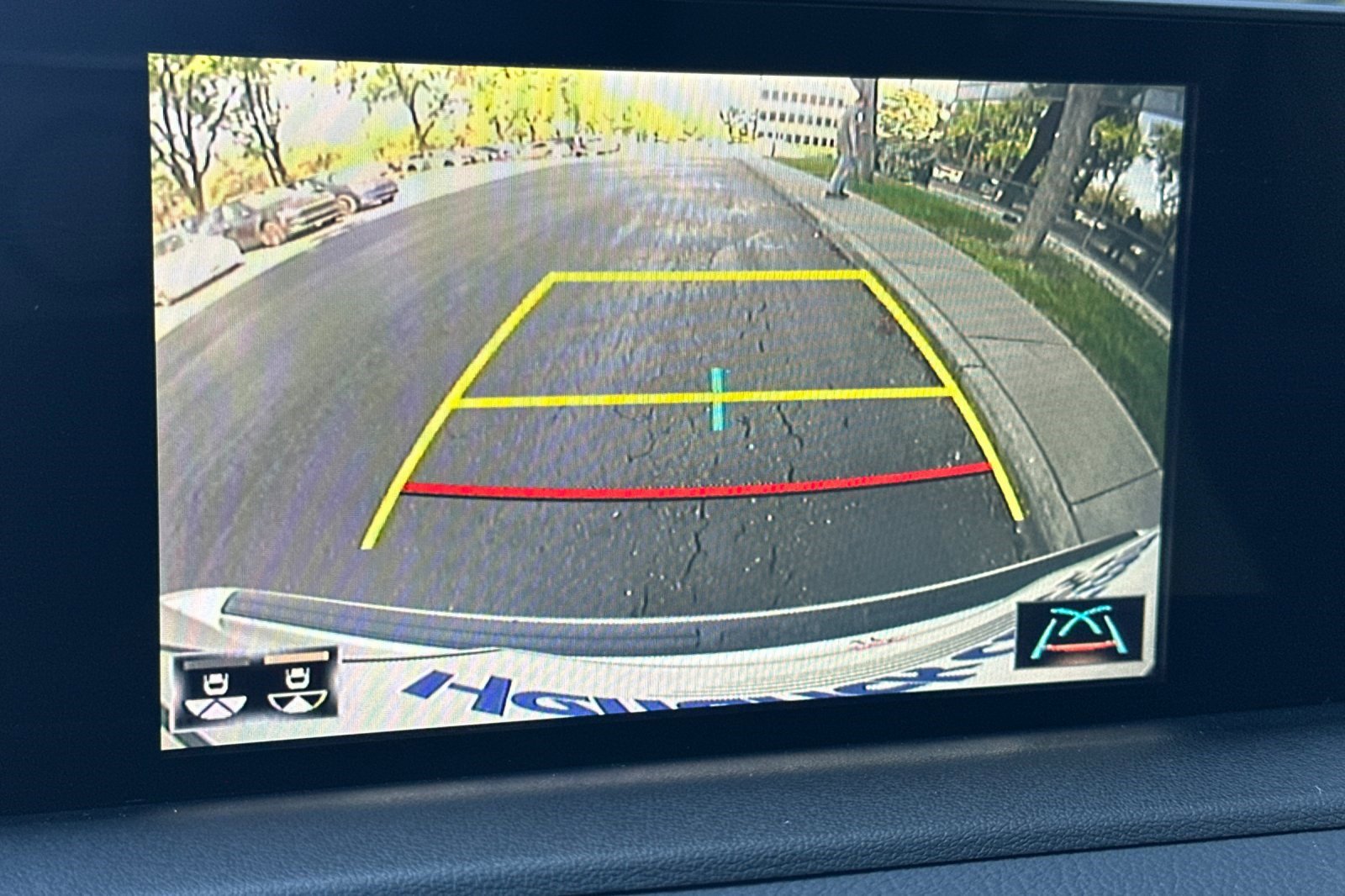 Certified 2022 Lexus RX 450h AWD w/ Premium Package image 25