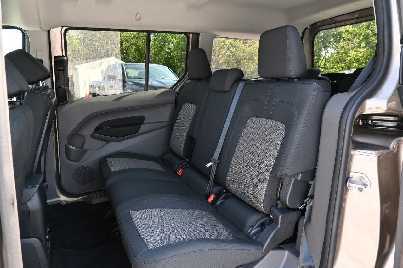 Used 2021 Ford Transit Connect XL FWD image 15