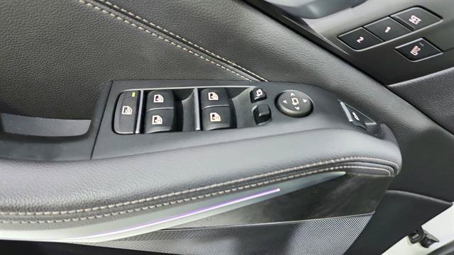 Used 2022 BMW X5 sDrive40i w/ M Sport Package RWD image 21