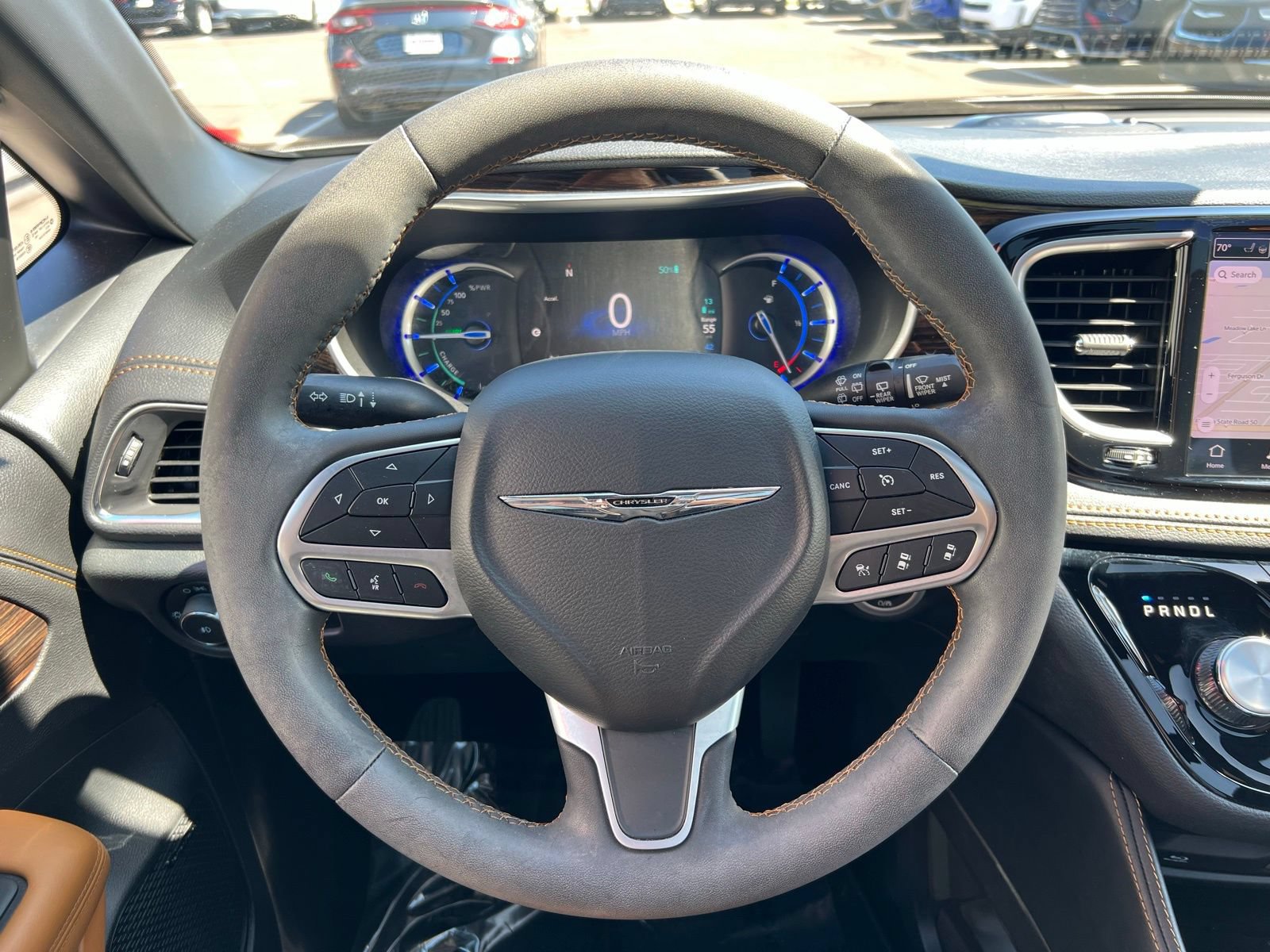 Used 2023 Chrysler Pacifica Pinnacle FWD image 37
