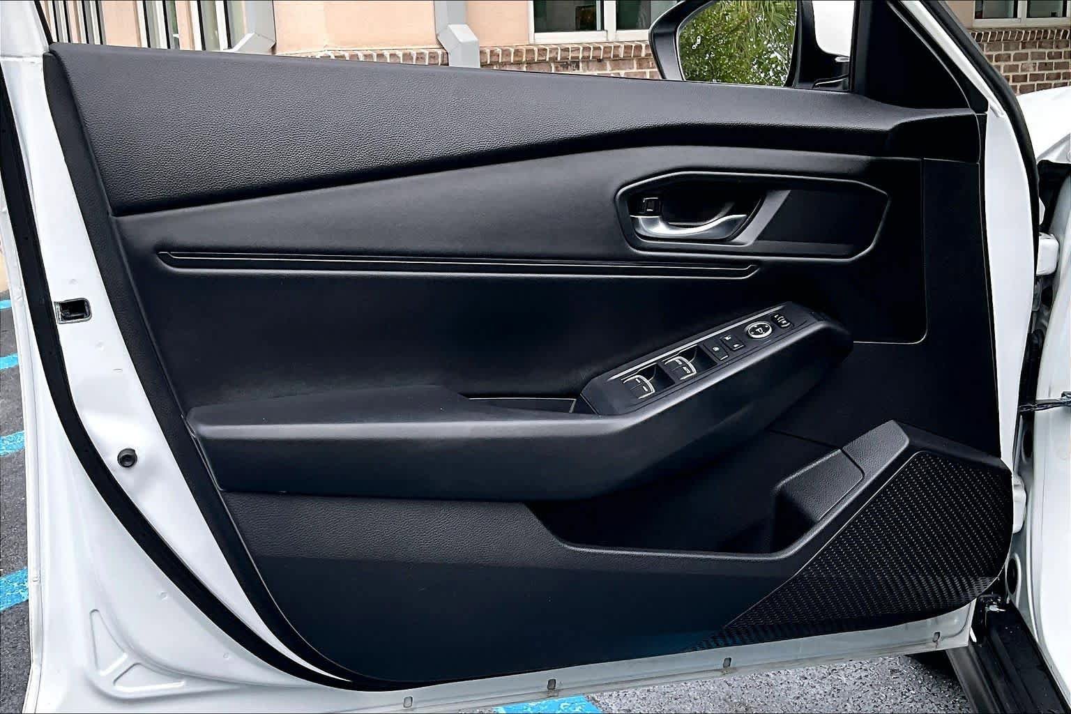 Certified 2023 Honda Accord EX image 55