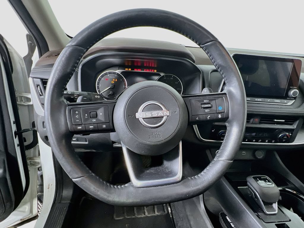 Used 2023 Nissan Rogue SV w/ SV Premium B Package AWD/4WD image 10