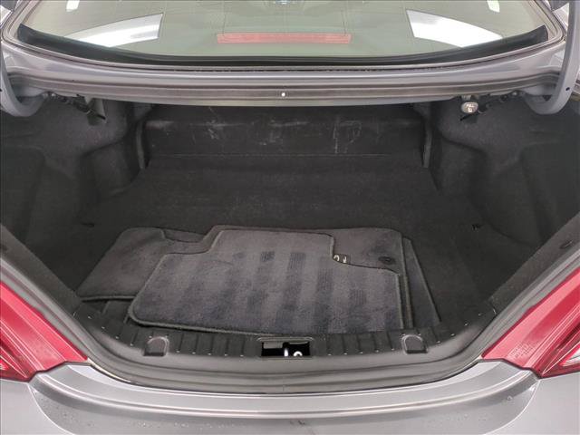 Used 2016 Hyundai Genesis 3.8 RWD image 6