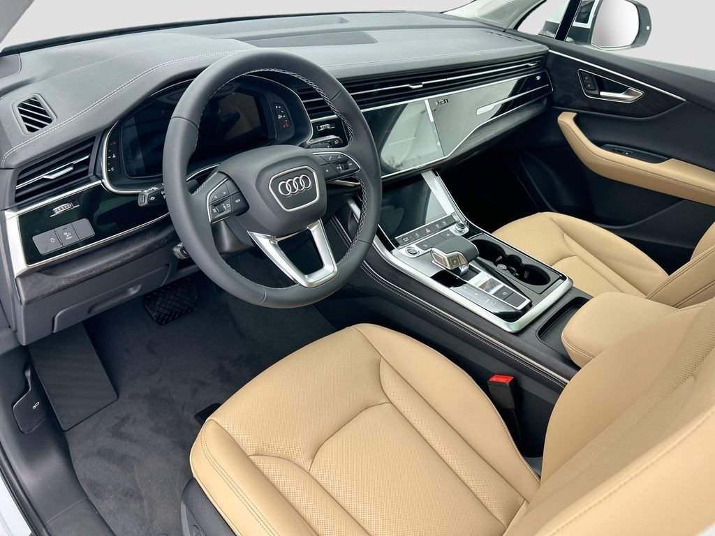 Used 2026 Audi Q7 2.0T Premium Plus w/ Premium Plus Package AWD/4WD image 9