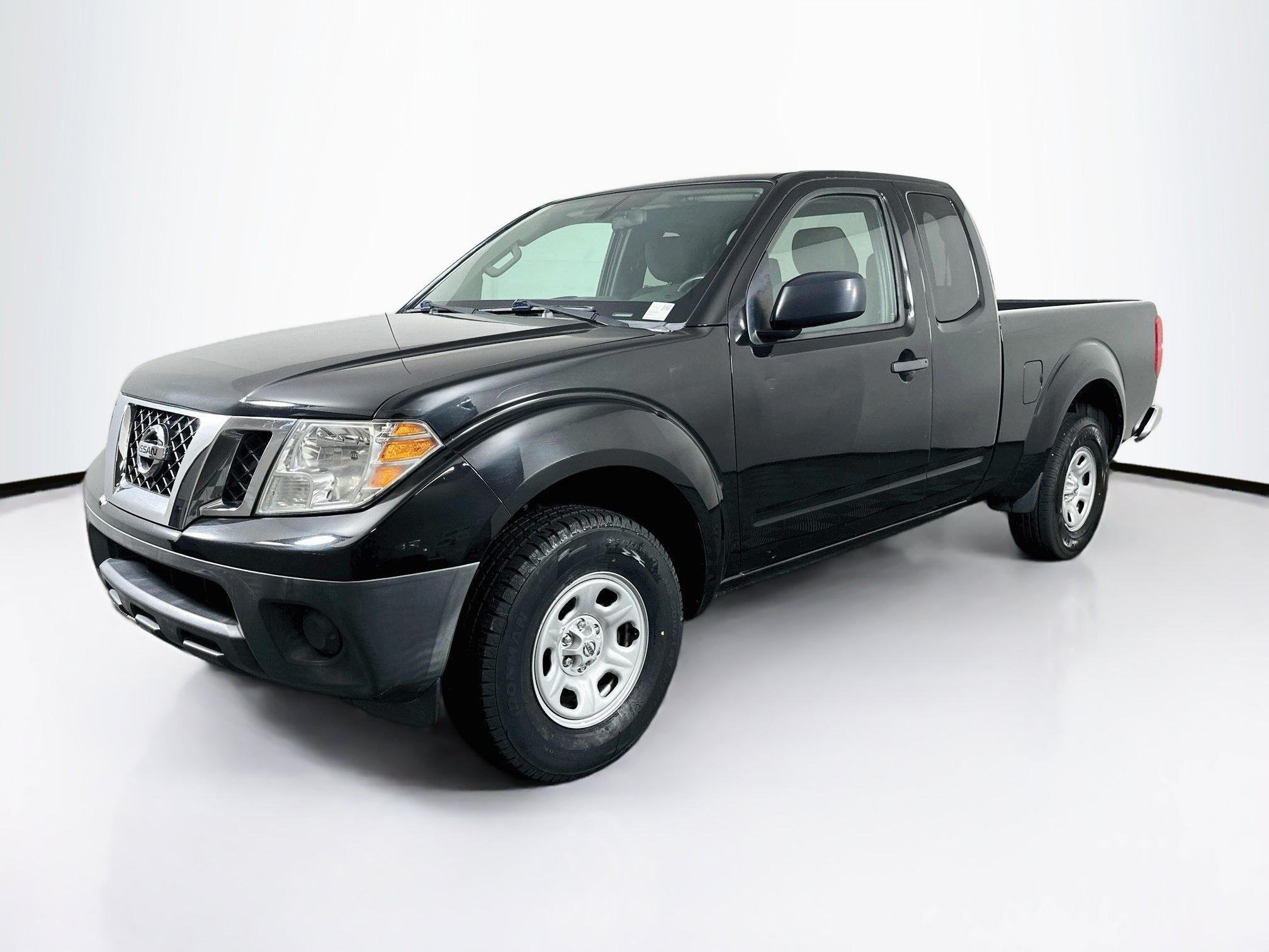 Used 2016 Nissan Frontier S RWD image 3