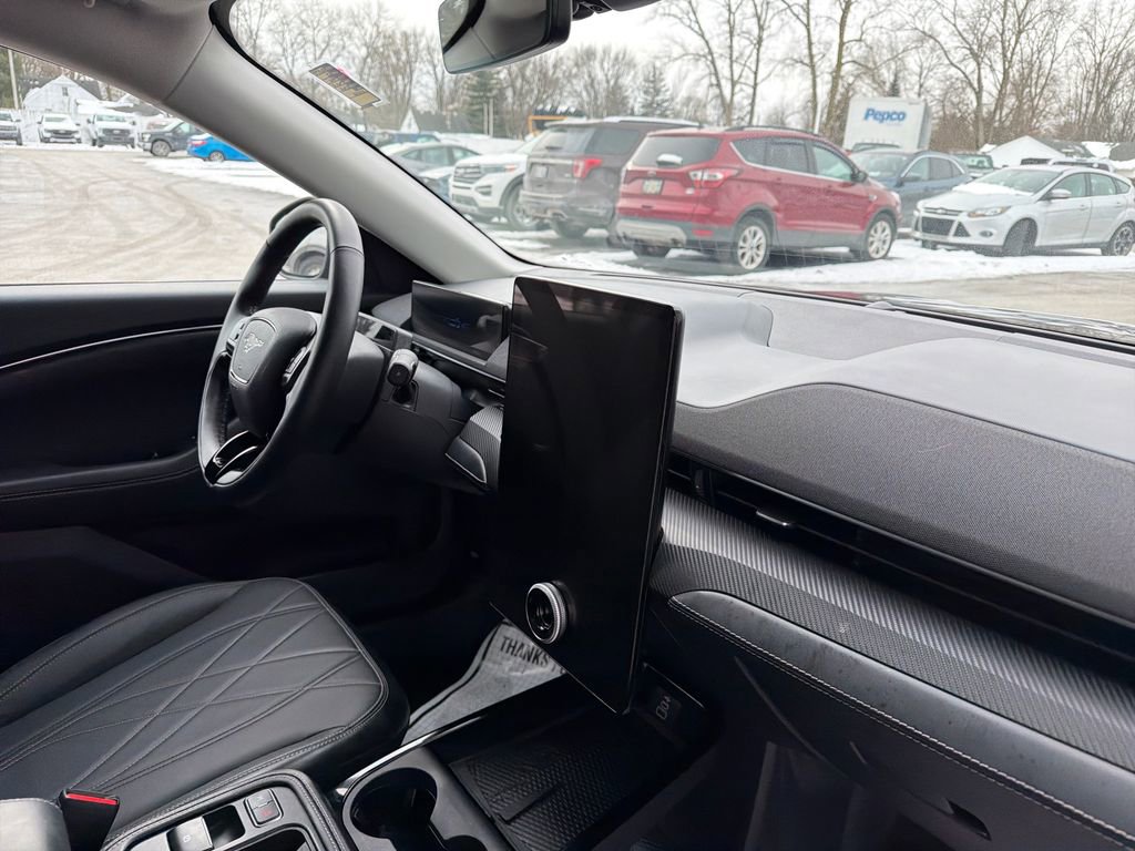 Used 2025 Ford Mustang Mach-E Select image 16