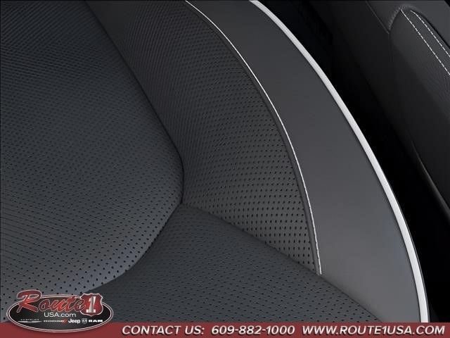 New 2027 Chrysler Pacifica Limited AWD/4WD image 21