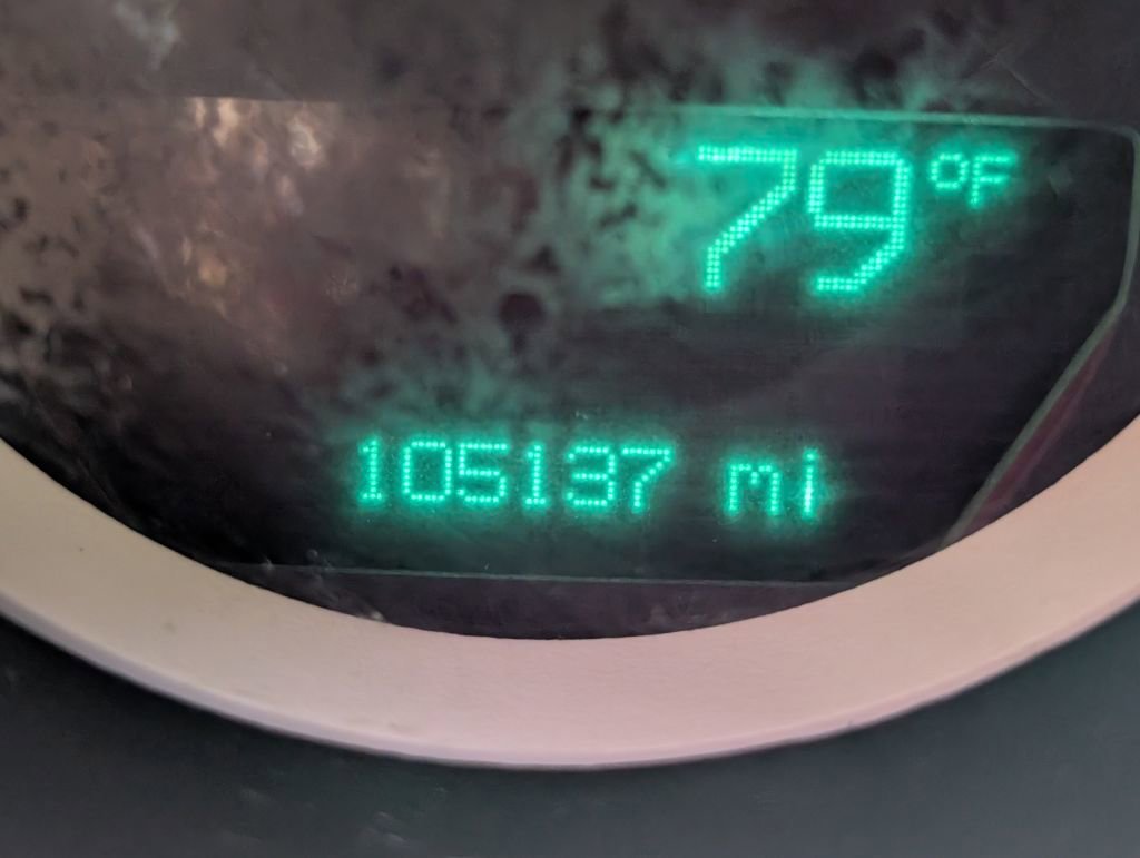 Used 2014 Dodge Challenger R/T image 10