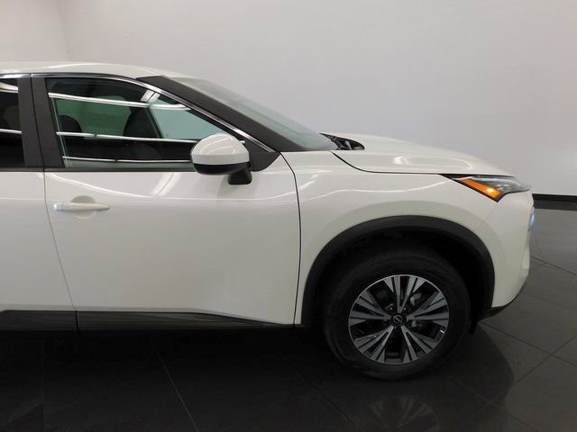 Certified 2023 Nissan Rogue SV image 15