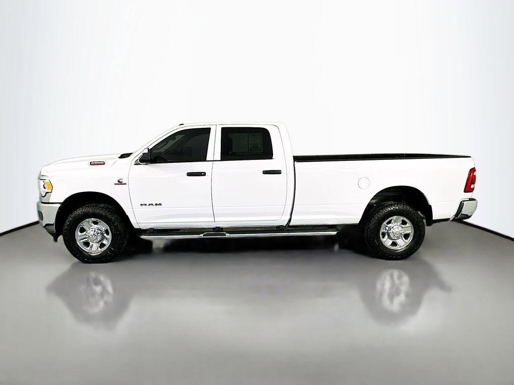 Used 2022 RAM 2500 Tradesman w/ Chrome Appearance Group AWD/4WD image 4