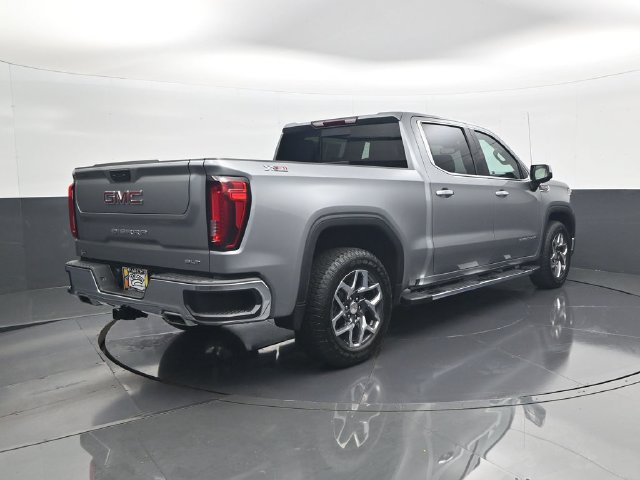 Used 2023 GMC Sierra 1500 SLT w/ SLT Premium Package AWD/4WD image 5