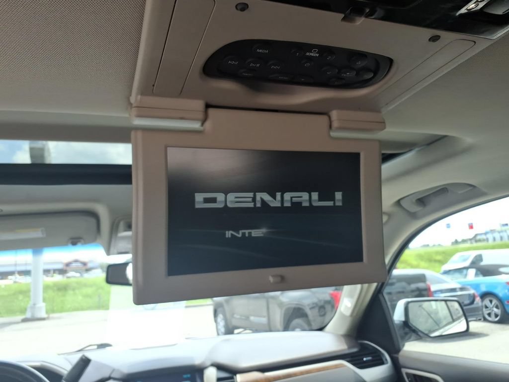 Used 2019 GMC Yukon Denali w/ Denali Ultimate Package AWD/4WD image 15