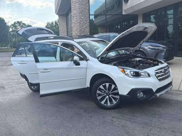 Used 2017 Subaru Outback 2.5i Limited AWD/4WD image 9