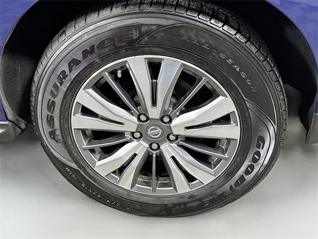 Used 2018 Nissan Pathfinder SL image 32