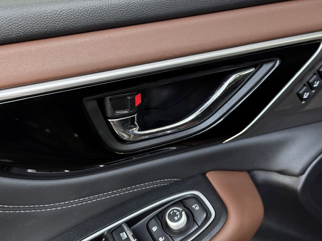 Used 2022 Subaru Outback Touring XT w/ Popular Package #2 image 23