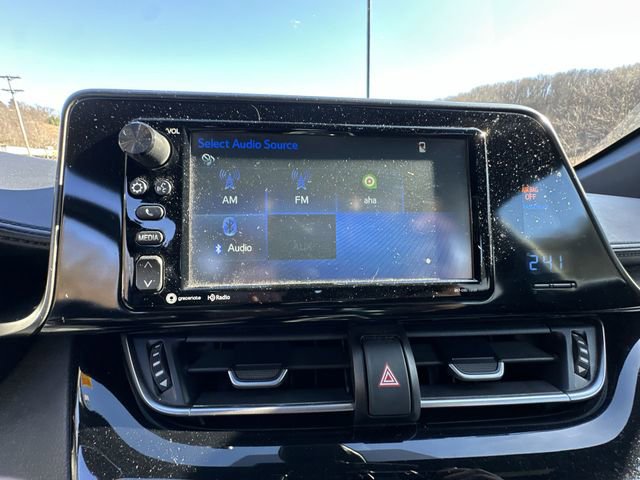 Used 2018 Toyota C-HR XLE image 22