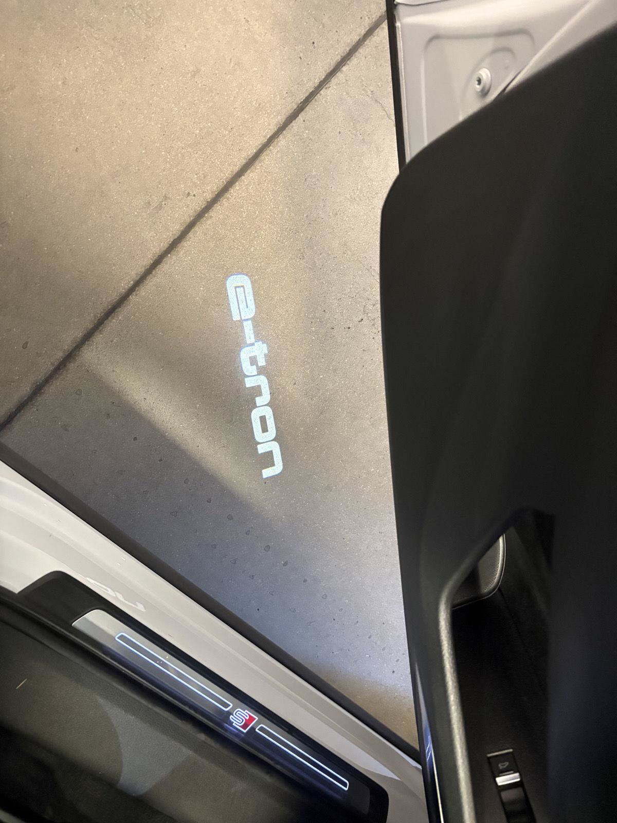Used 2023 Audi e-tron Chronos w/ Chronos Package AWD/4WD image 15