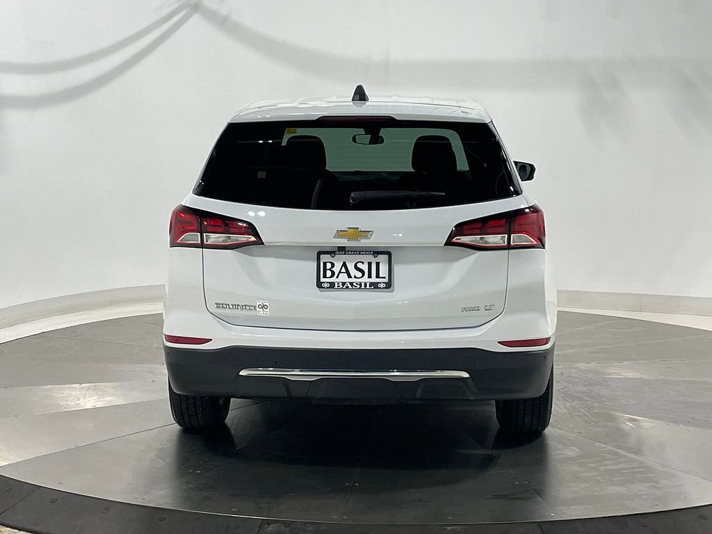 Used 2024 Chevrolet Equinox LT AWD/4WD image 12