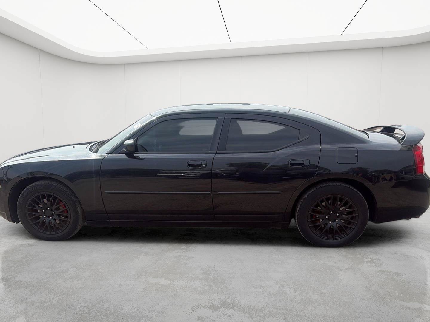 Used 2010 Dodge Charger SXT RWD image 7