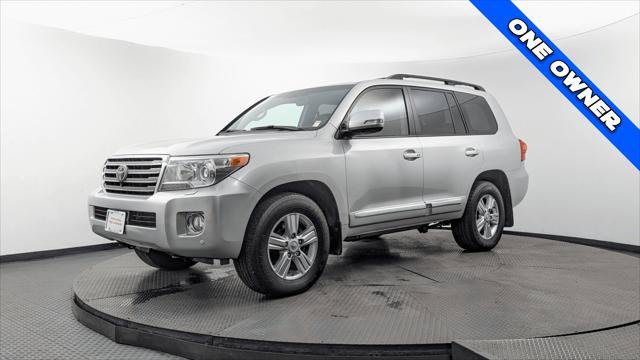Used 2015 Toyota Land Cruiser AWD/4WD image 2